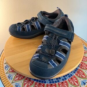 OrthoFeet 875 Fisherman Orthopedic Sandals Navy Blue Sz 10 Wide Womens Comfort